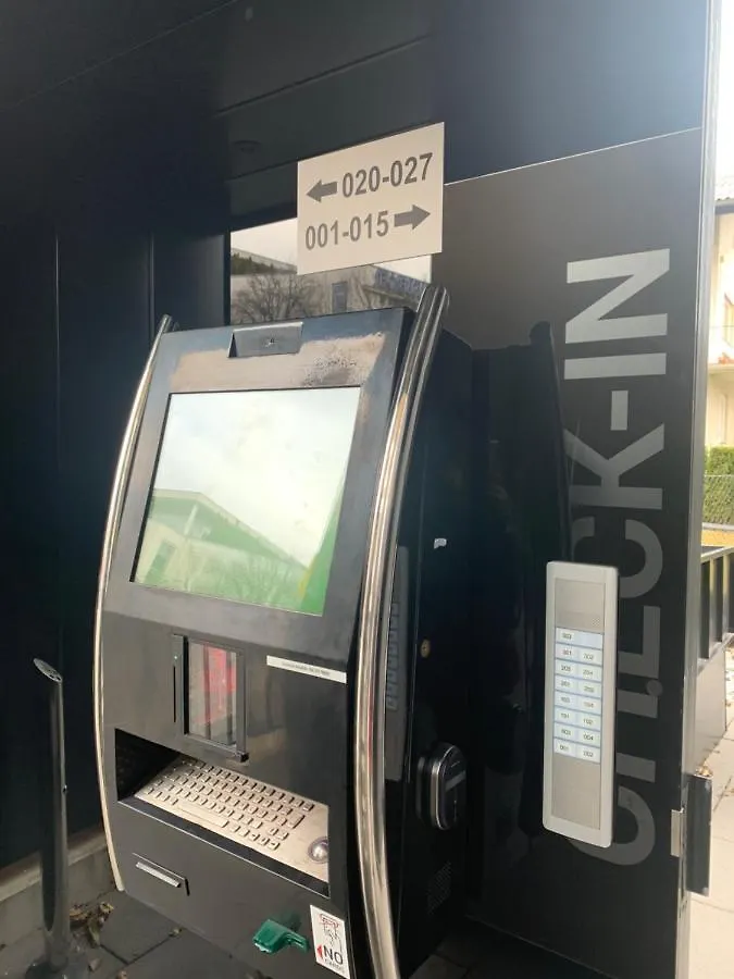 Blackhome Innsbruck City East I Contactless Check-In Autriche